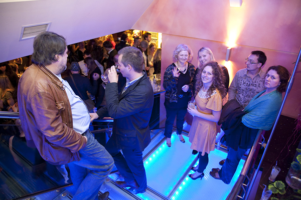 A busy crowd on the opening night! A busy crowd on the opening night!